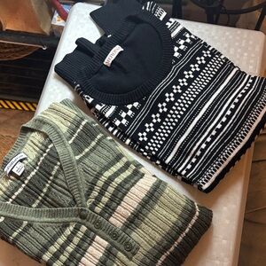 Bundle of (2) Sweaters-(Box#4)